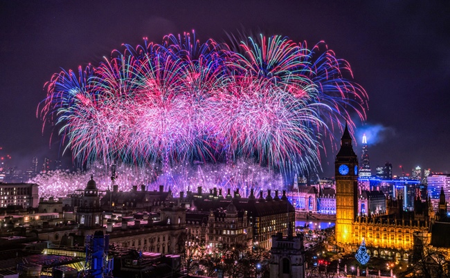 LIVE: Watch New Year 2021 Fireworks Around the World | Countdown to 2021 - Happy New Year 2022